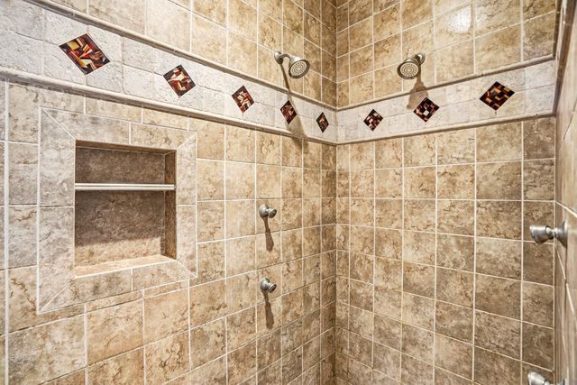 10707 N Fleetwood Ct, Spokane, WA 99208