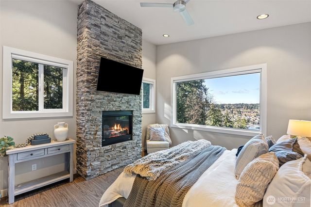 8228 26th Avenue NW, Gig Harbor, WA 98332