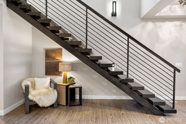 8228 26th Avenue NW, Gig Harbor, WA 98332