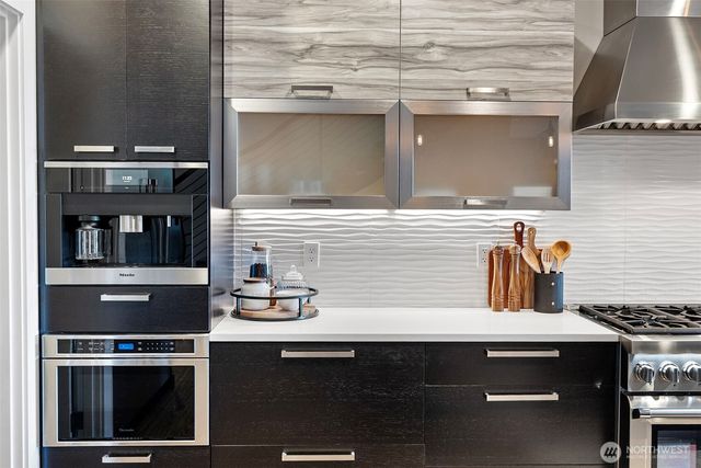 8228 26th Avenue NW, Gig Harbor, WA 98332