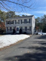 57 Auburn Drive, Charlestown, RI 02813