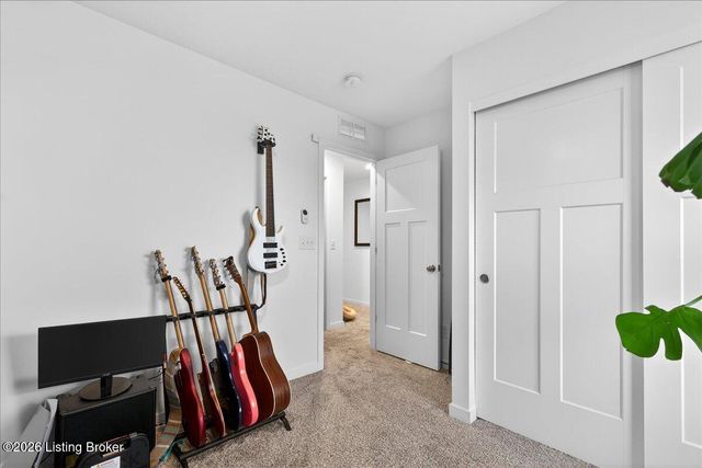 628 Mallard Lake Blvd, Shepherdsville, KY 40165