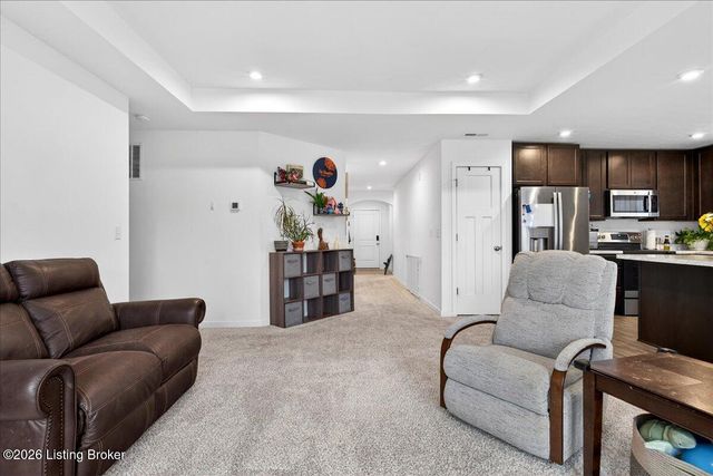 628 Mallard Lake Blvd, Shepherdsville, KY 40165