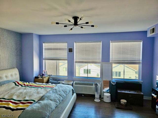 54 Polk St P3, Newark City, NJ 07105