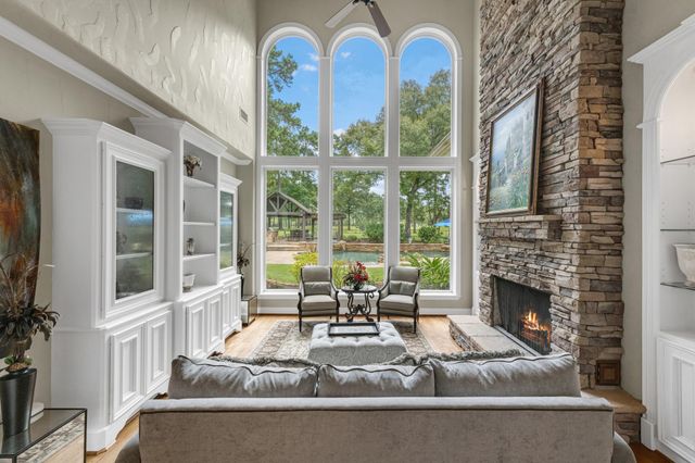 28232 Emerald Oaks, Magnolia, TX 77355