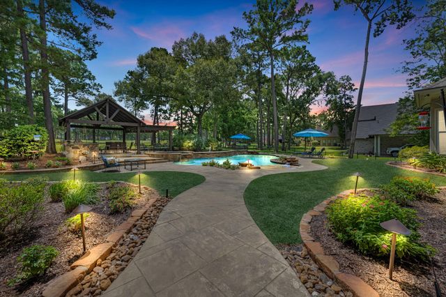 28232 Emerald Oaks, Magnolia, TX 77355
