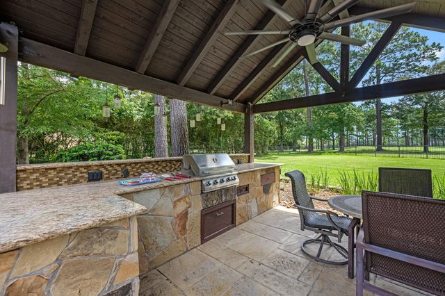 28232 Emerald Oaks, Magnolia, TX 77355
