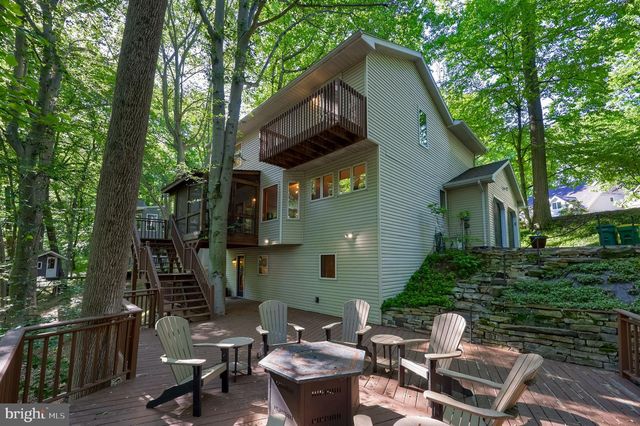 835 VERDEN DR, Hummelstown, PA 17036
