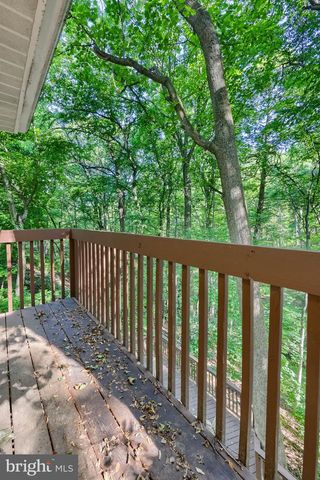 835 VERDEN DR, Hummelstown, PA 17036