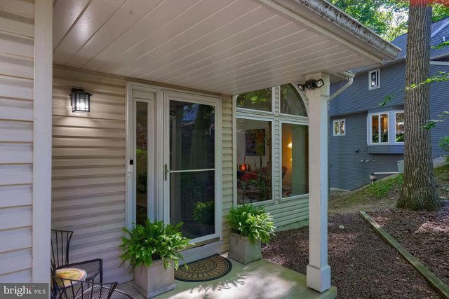 835 VERDEN DR, Hummelstown, PA 17036