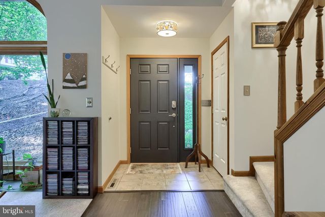 835 VERDEN DR, Hummelstown, PA 17036