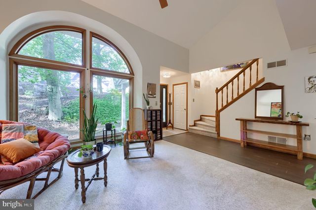 835 VERDEN DR, Hummelstown, PA 17036