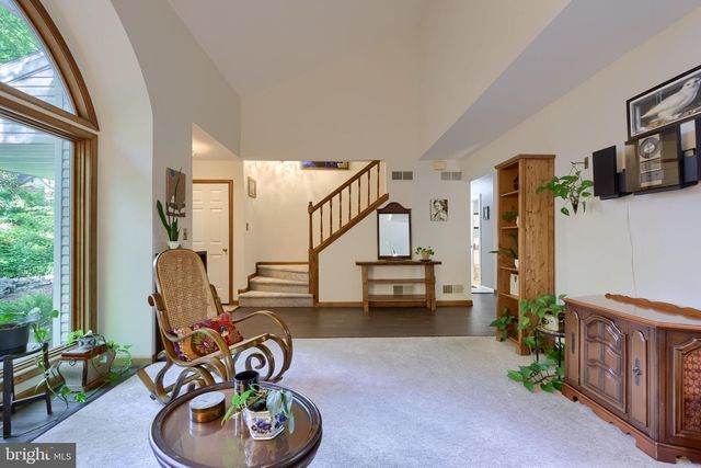 835 VERDEN DR, Hummelstown, PA 17036