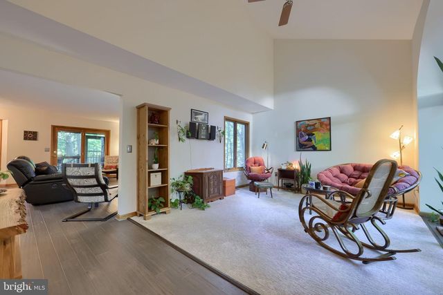 835 VERDEN DR, Hummelstown, PA 17036