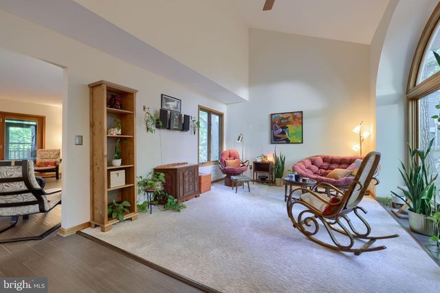 835 VERDEN DR, Hummelstown, PA 17036