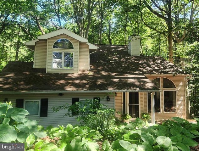 835 VERDEN DR, Hummelstown, PA 17036