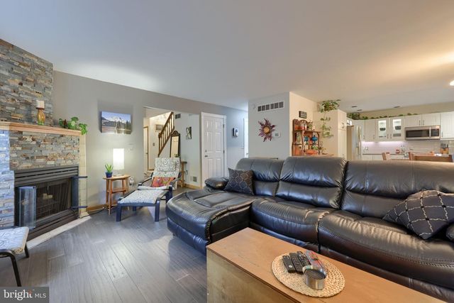835 VERDEN DR, Hummelstown, PA 17036