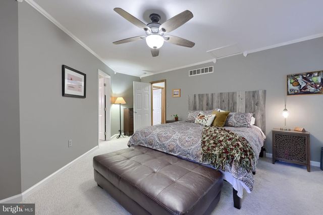 835 VERDEN DR, Hummelstown, PA 17036