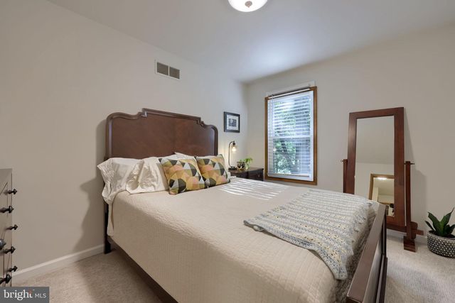 835 VERDEN DR, Hummelstown, PA 17036