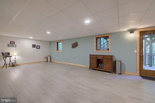835 VERDEN DR, Hummelstown, PA 17036