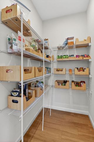 2631 Weatherbee Court, Naperville, IL 60563