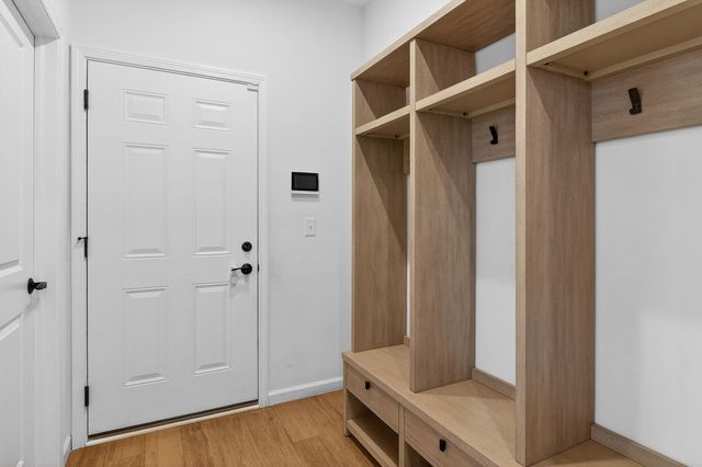 2631 Weatherbee Court, Naperville, IL 60563