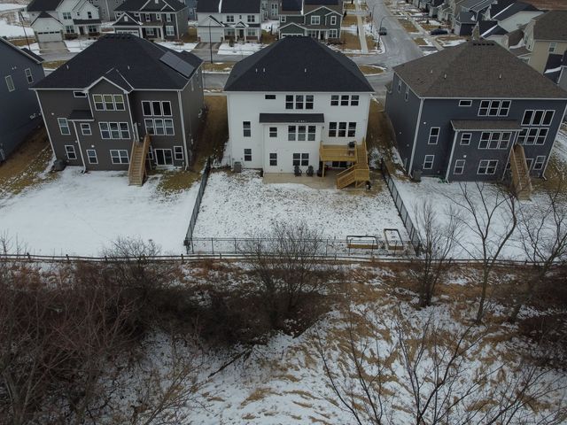 2631 Weatherbee Court, Naperville, IL 60563