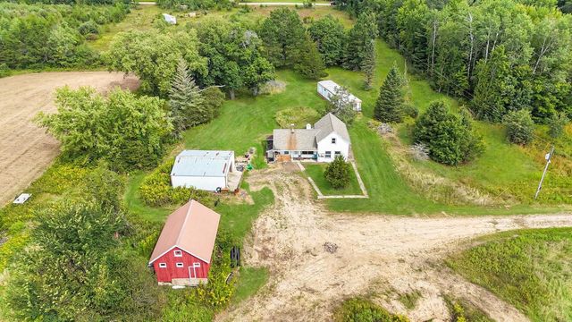 N13067 12TH AVENUE, Necedah, WI 54646