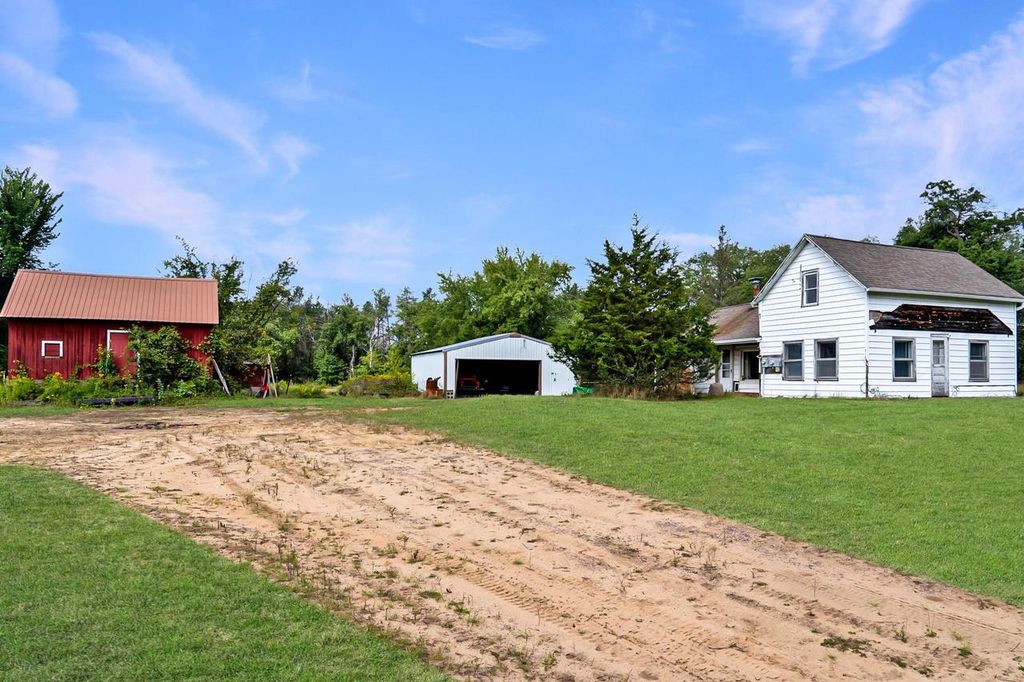 N13067 12TH AVENUE, Necedah, WI 54646