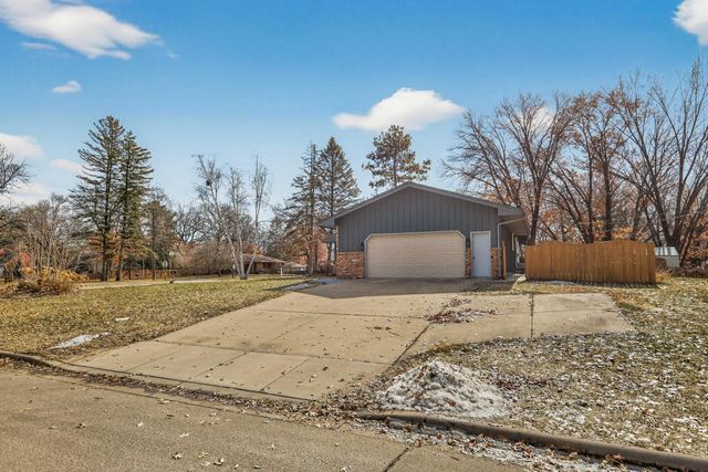4637 Dale Street N, Shoreview, MN 55126