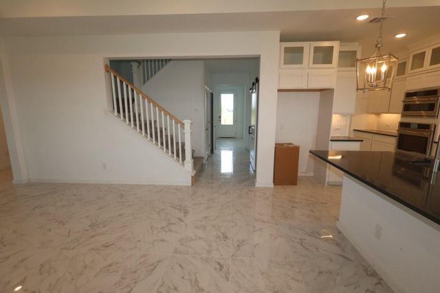 13010 Old Fashion Circle, Mont Belvieu, TX 77535
