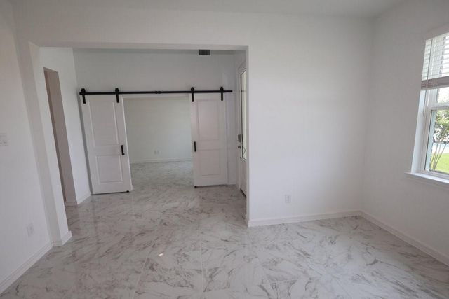 13010 Old Fashion Circle, Mont Belvieu, TX 77535