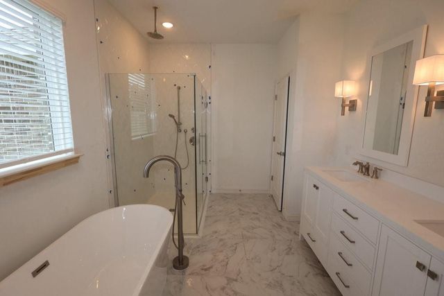 13010 Old Fashion Circle, Mont Belvieu, TX 77535