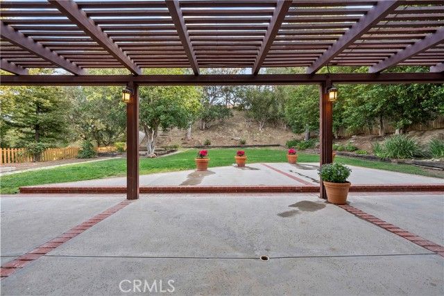 11926 Rexbon, Granada Hills (los Angeles), CA 91344