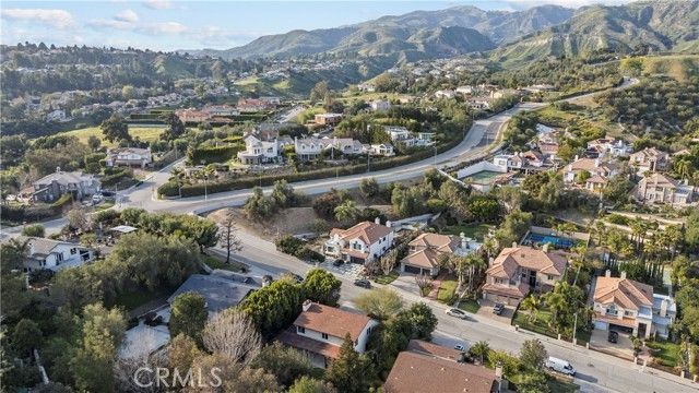 11926 Rexbon, Granada Hills (los Angeles), CA 91344