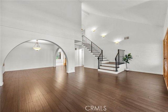 11926 Rexbon, Granada Hills (los Angeles), CA 91344