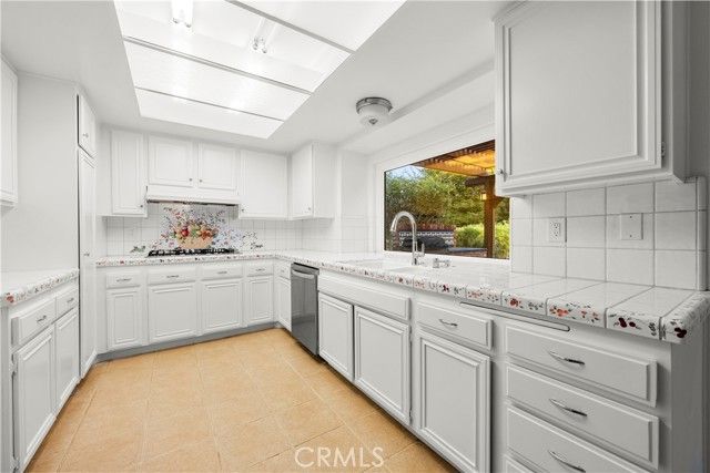 11926 Rexbon, Granada Hills (los Angeles), CA 91344