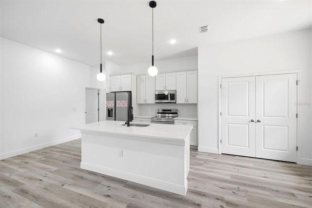 17146 SW 41ST CIRCLE, Ocala, FL 34473