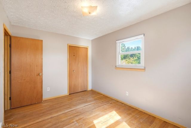 1295 Mohegan Trail, Willoughby, OH 44094