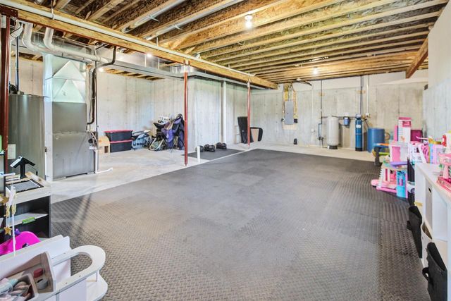 W7431 White Oak Run, Pardeeville, WI 53954