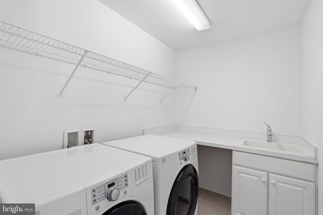 42637 WILLOW BEND DR, Brambleton, VA 20148