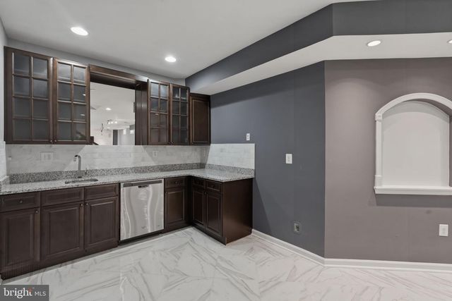 42637 WILLOW BEND DR, Brambleton, VA 20148