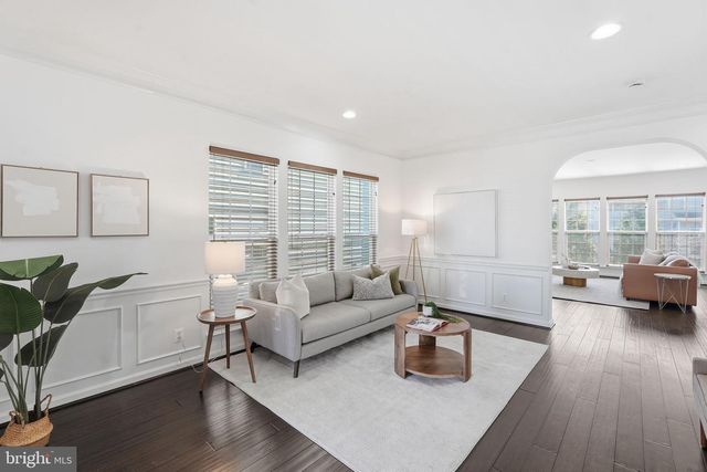 42637 WILLOW BEND DR, Brambleton, VA 20148