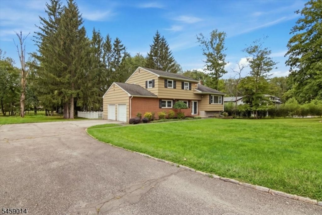 39 Park Rd, Parsippany-troy Hills Twp., NJ 07054 — photo 2