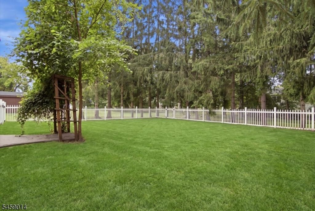 39 Park Rd, Parsippany-troy Hills Twp., NJ 07054 — photo 4