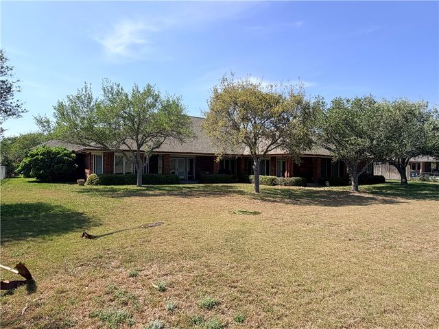 5718 Oso Pkwy, Corpus Christi, TX 78414