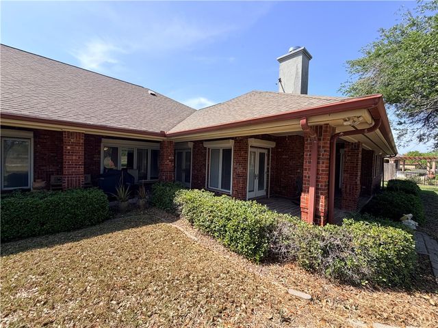 5718 Oso Pkwy, Corpus Christi, TX 78414