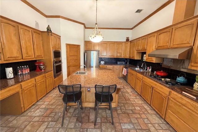 5718 Oso Pkwy, Corpus Christi, TX 78414