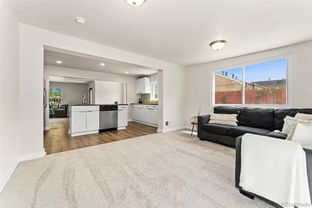 2965 Ivy Street, Denver, CO 80207