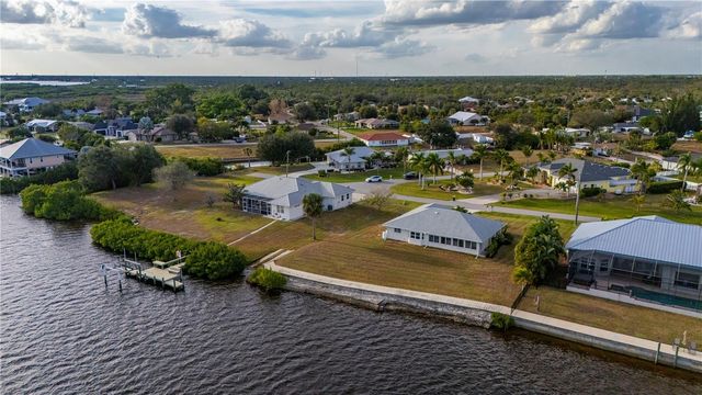 3672 PEACE RIVER DRIVE, Punta Gorda, FL 33983